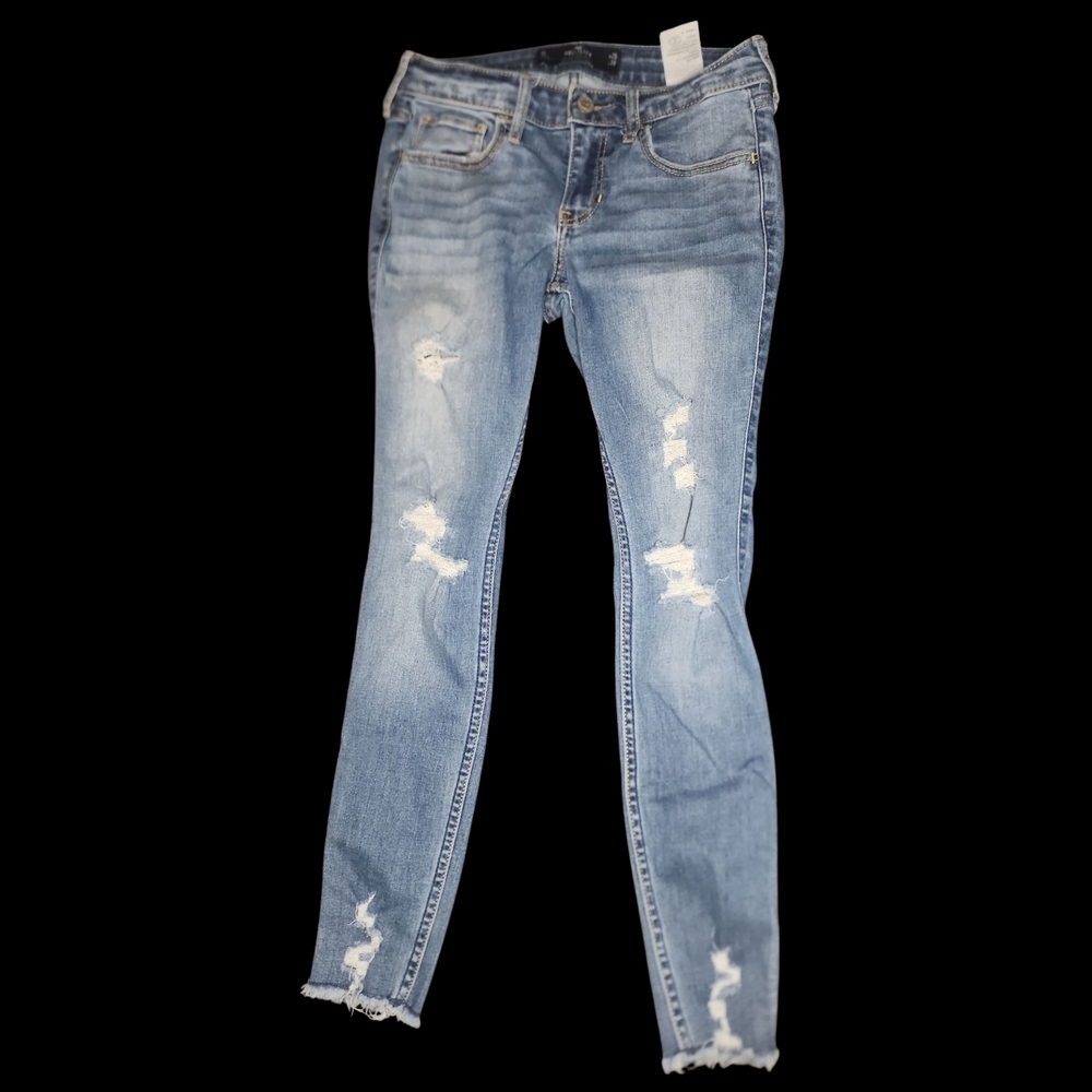 Hollister Low Rise Super Skinny Jean Distressed Front size 25/28